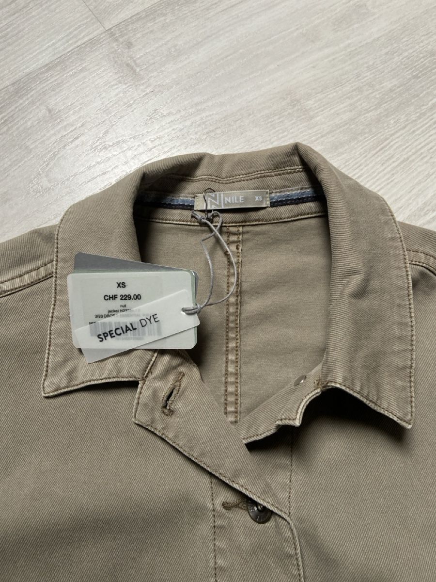 Nile Giacche: Nile Jacket nuts XS Neu mit Etikett – Nuovo (secondo la descrizione) da Wiesendangen venduto da Jafani 1