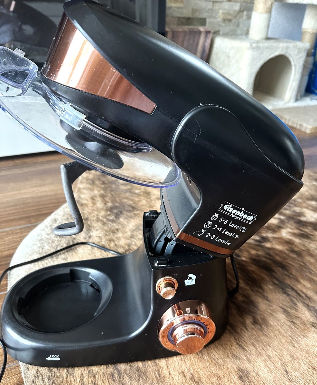 Elettrodomestici da cucina: Küchenmaschine Eisenbach 1200 W Schwarz – Usato da Hombrechtikon venduto da MalgorzataJ 2