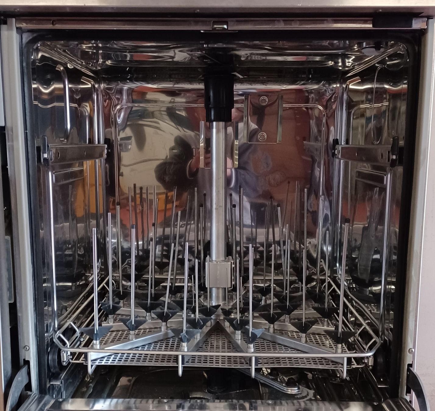 Accessori da laboratorio: Miele G 7883 CD Laboratory Dishwasher – Usato da Niederdorf venduto da LeptonAG_Labor 5