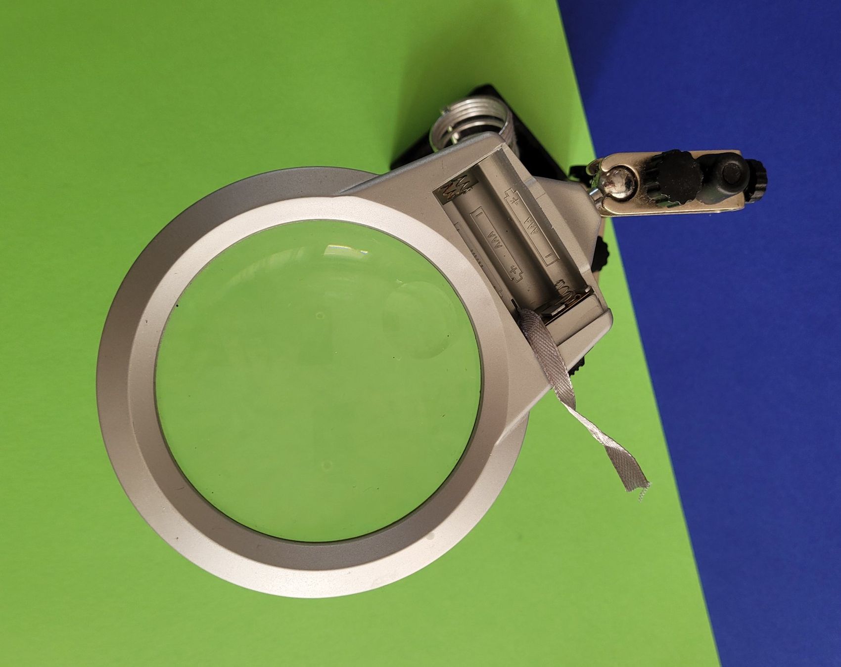 Sonstiges zu Optik: Profi Lupenleuchte mit Ständer, Werkstattlupe – Gebraucht aus Wohlen AG von 1000-Ideen 7