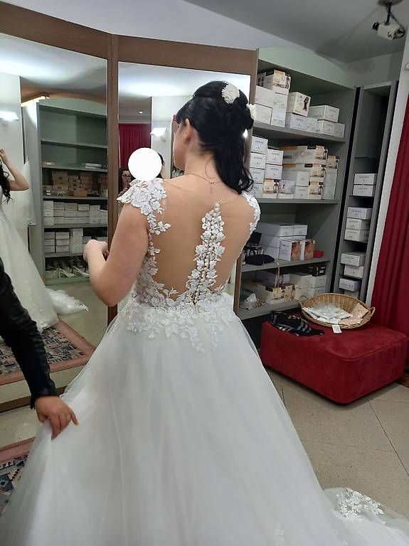 Vestiti: Abito da sposa Nicole Milano 2023/2024 – Usato da Vacallo venduto da ElenaL