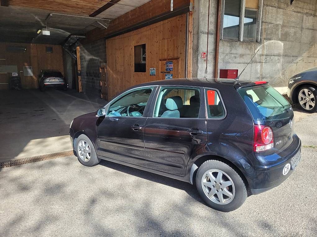 Autos: VW Polo 1.4 – D'occasion à heitenried par solemann1 2