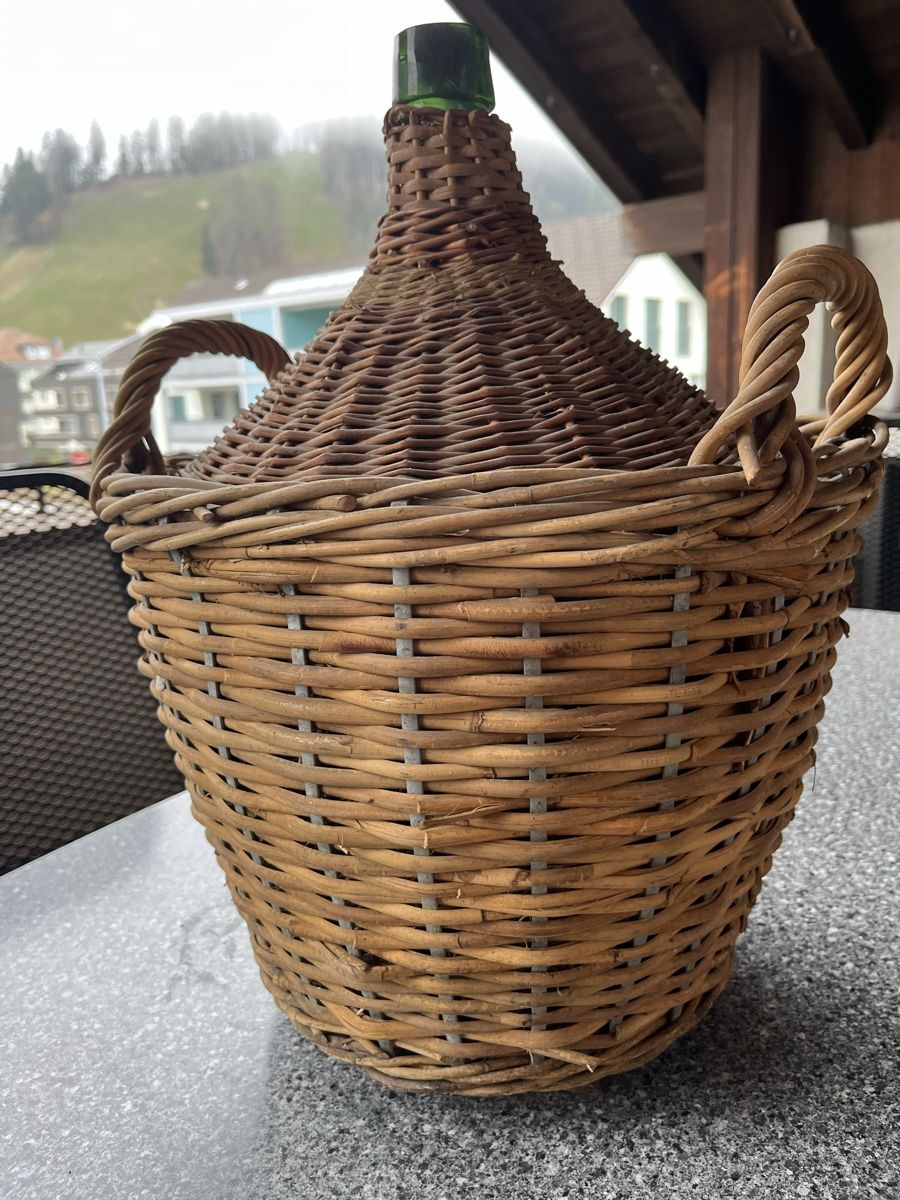 Bottiglie: Weinflasche / Korb / Korbflasche – Usato da Escholzmatt venduto da Stern777
