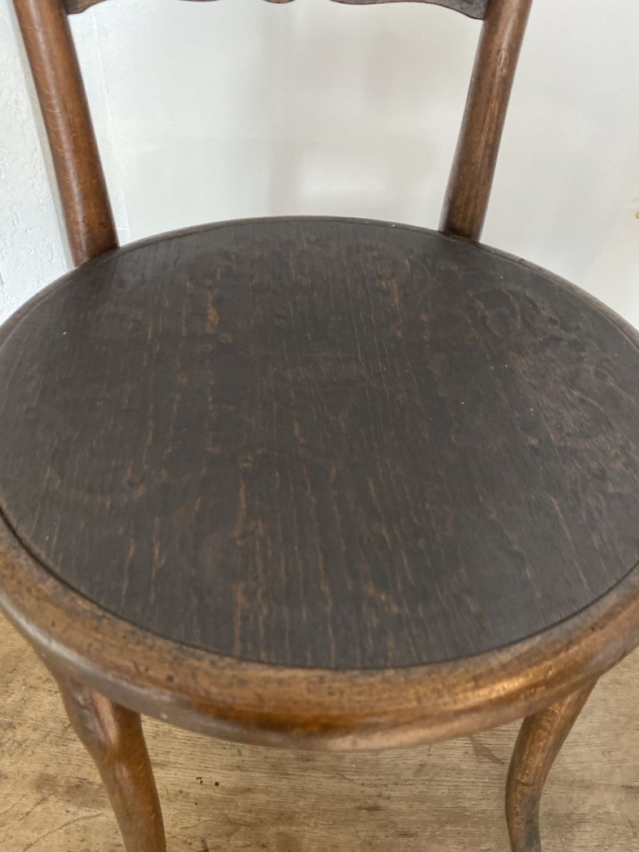Thonet Stühle: THONET AUSTRIA original, selten – Gebraucht aus Lotzwil von Tgdromad 7