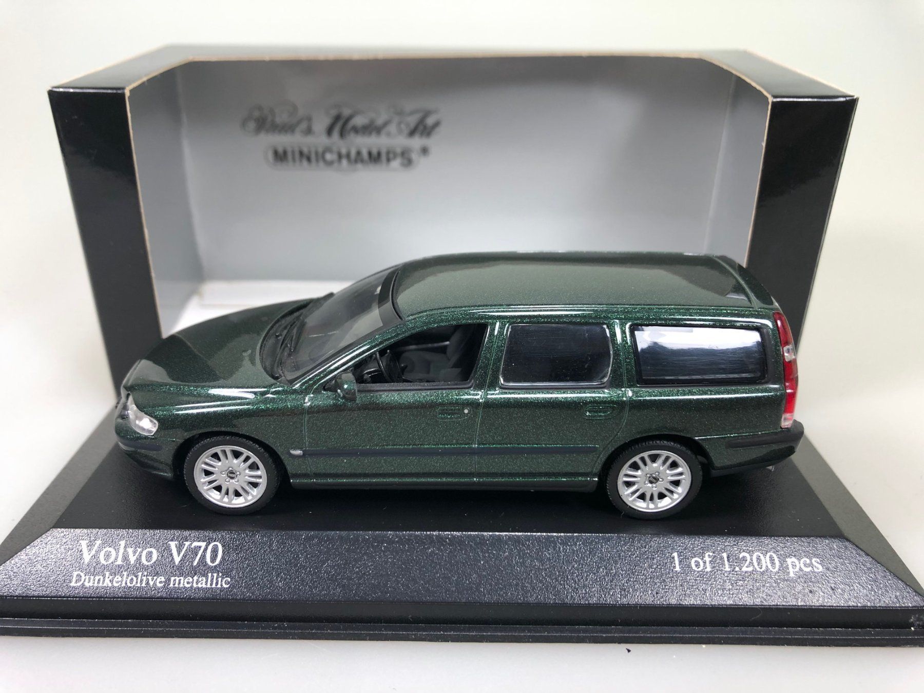 Volvo Modellini d'auto: Volvo V70 - Minichamps - 1:43 – Usato da Widen venduto da Himan 2