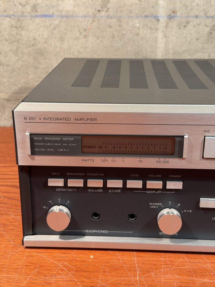 Revox Amplificatori: Revox B251 Integrated Amplifier – Usato da Lausanne venduto da artnouveau04 1
