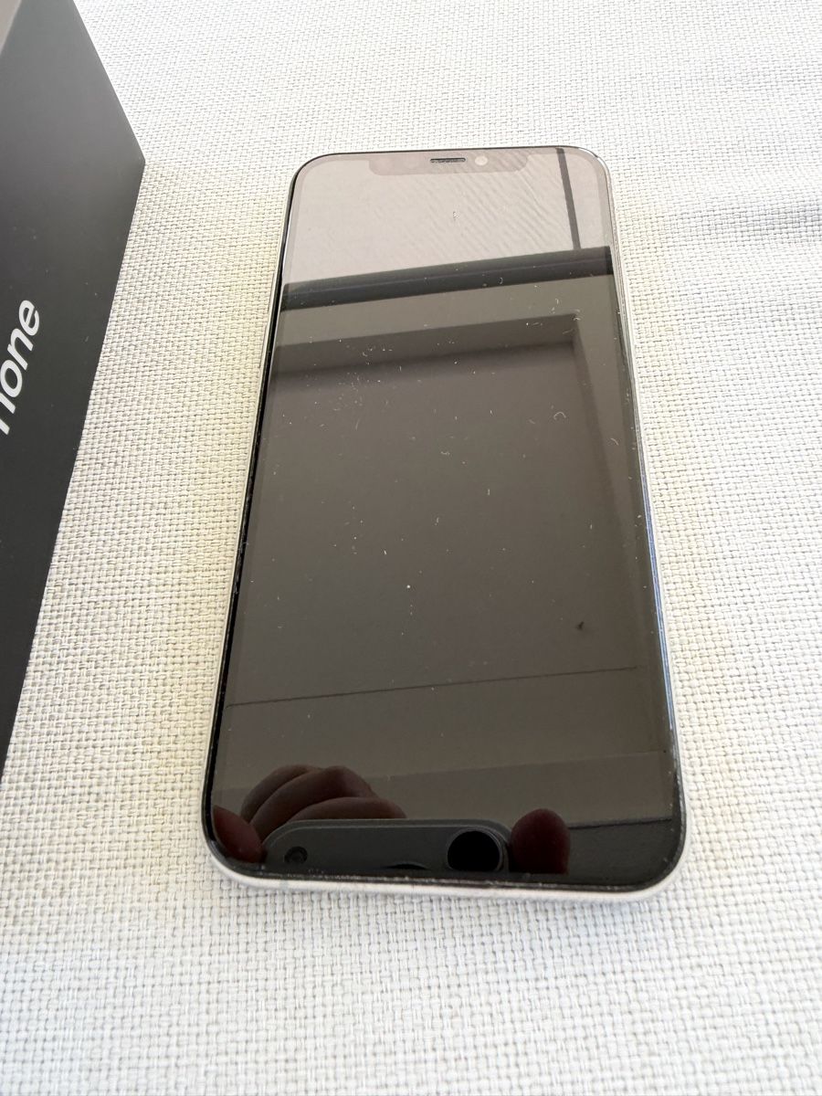 Apple Telefoni cellulari / Smartphones: I Phone 11 pro 256GB – Usato da Gränichen venduto da Nicci10 2