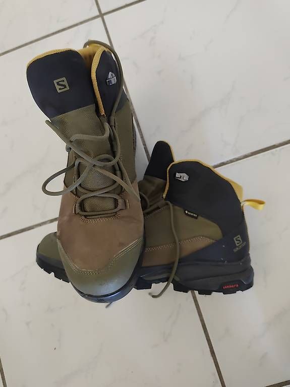 Herrenschuhe: Wanderschuhe Salomon Gr. 44 – Gebraucht aus Emmenbrücke von AKTA3123