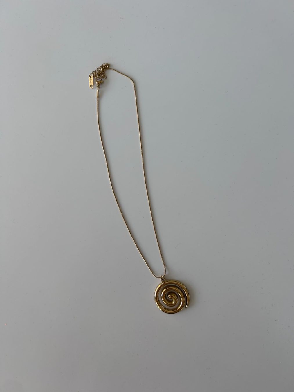 Cos Catenine: Skandivv Halskette mit Spirale – Nuovo (secondo la descrizione) da St. Gallen venduto da look-twice