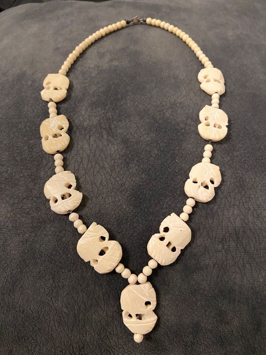 Ketten: Collier – Gebraucht aus Montreux von Perledor 1