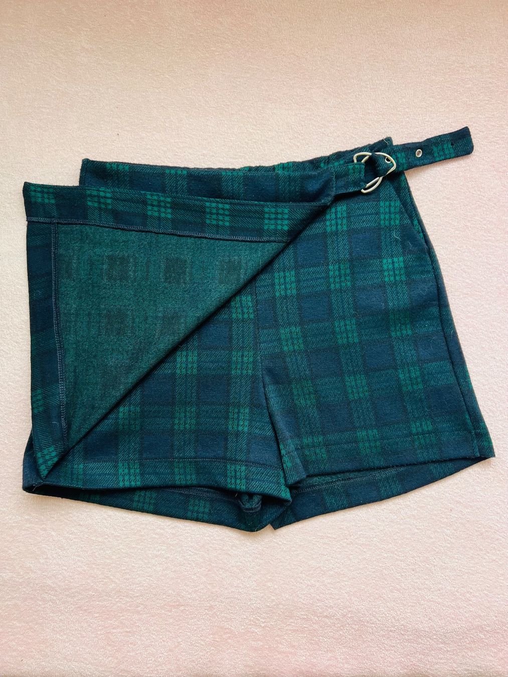Pull&Bear Gonne: Rock mit Hose – Usato da Tagelswangen venduto da fireiceprincess 3