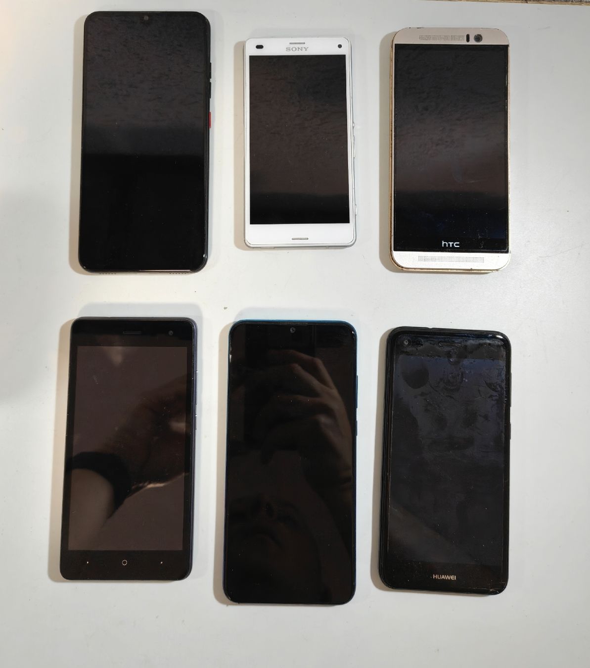 Telefoni cellulari / Smartphones: 6 defekte Händys (3) – Difettoso da Ehrendingen venduto da Rocky985 1