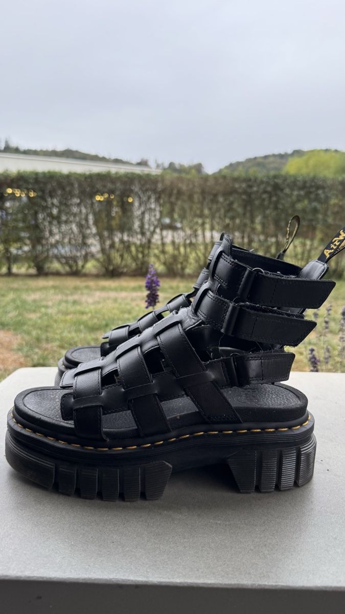 Dr. Martens Scarpe da uomo: Dr. Martens Sandalen Gr.39 – Nuovo (secondo la descrizione) da Mellingen venduto da DTSale 1