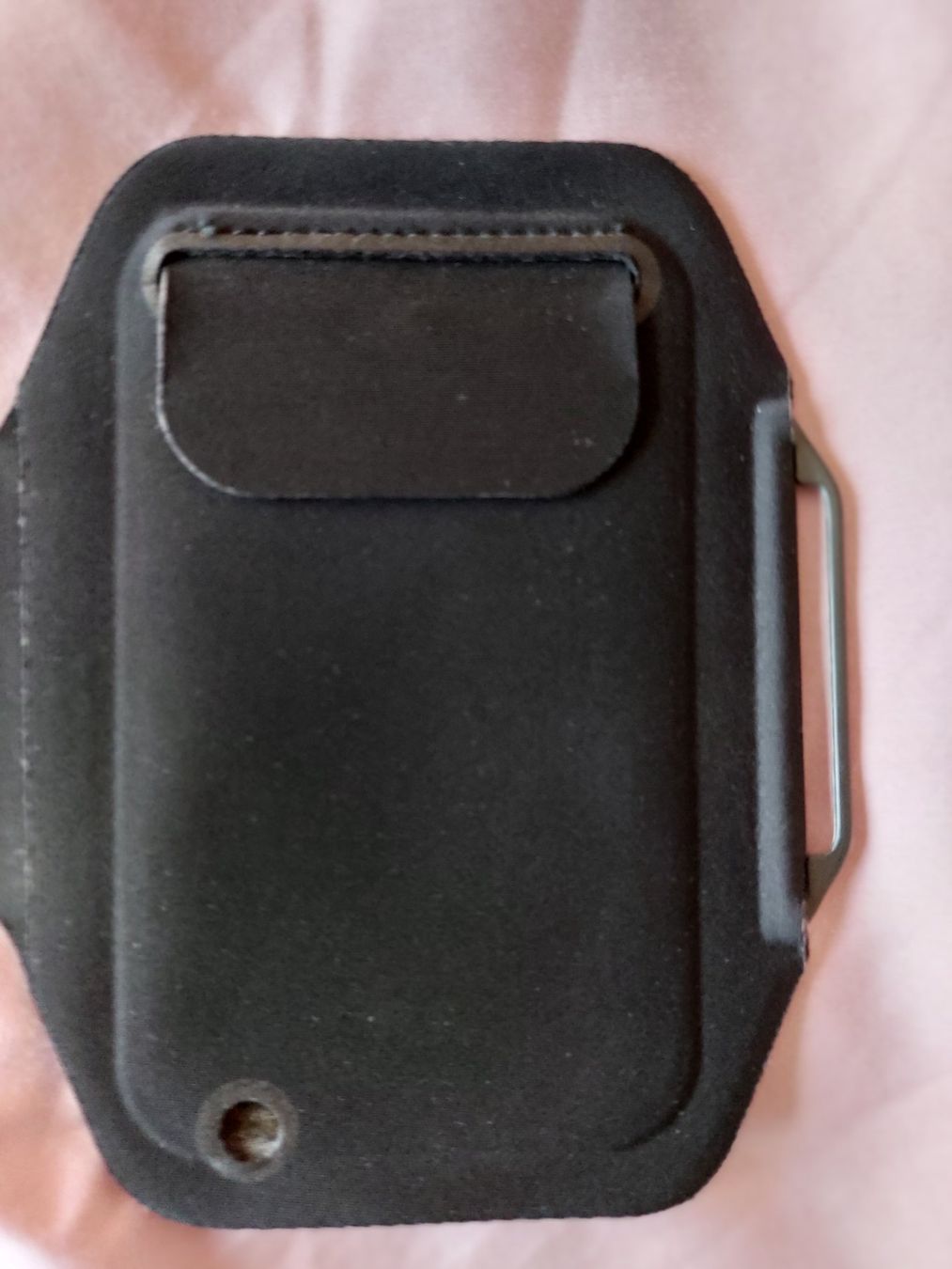 Incase Cover & Protezioni schermo: Brassard pour téléphone INCASE – Usato da Ostermundigen venduto da jul_7t8v 4