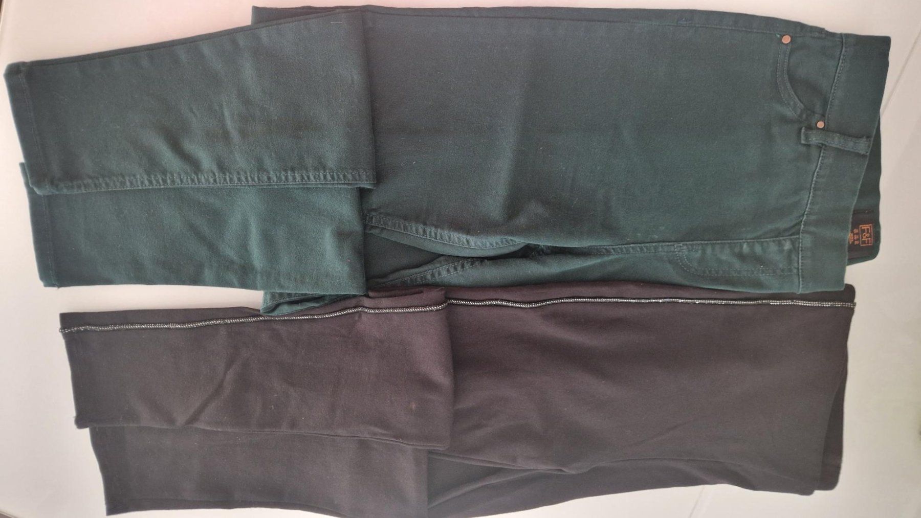 Kleiderpakete: Kleiderpaket, leggins – Gebraucht aus Obergösgen von js9_h6hp