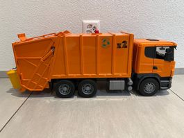 BRUDER Scania Müllabfuhr