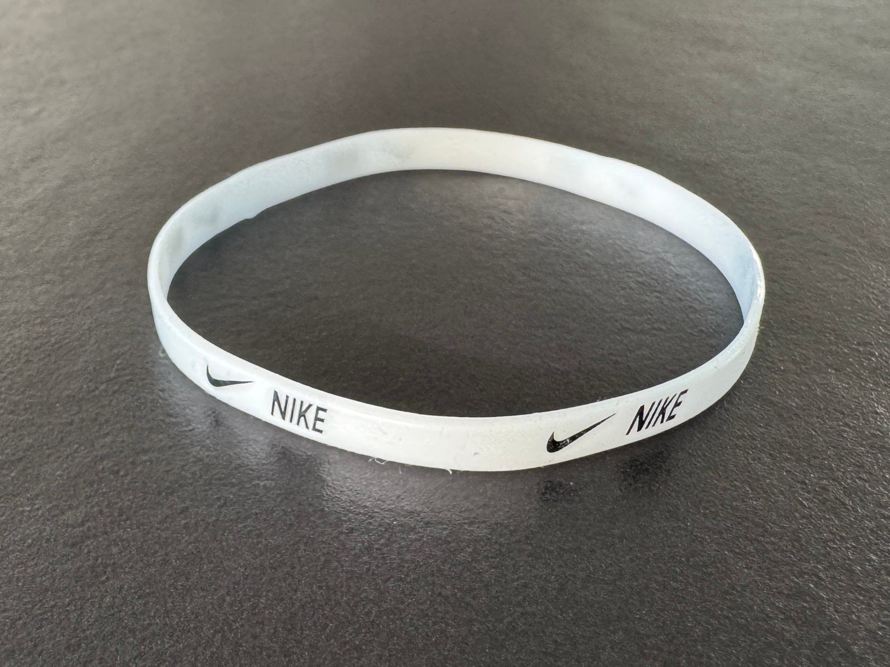 Nike Bracciali & Braccialetti: Nike Silikon Armband – Usato da Zollikon venduto da Krenapf