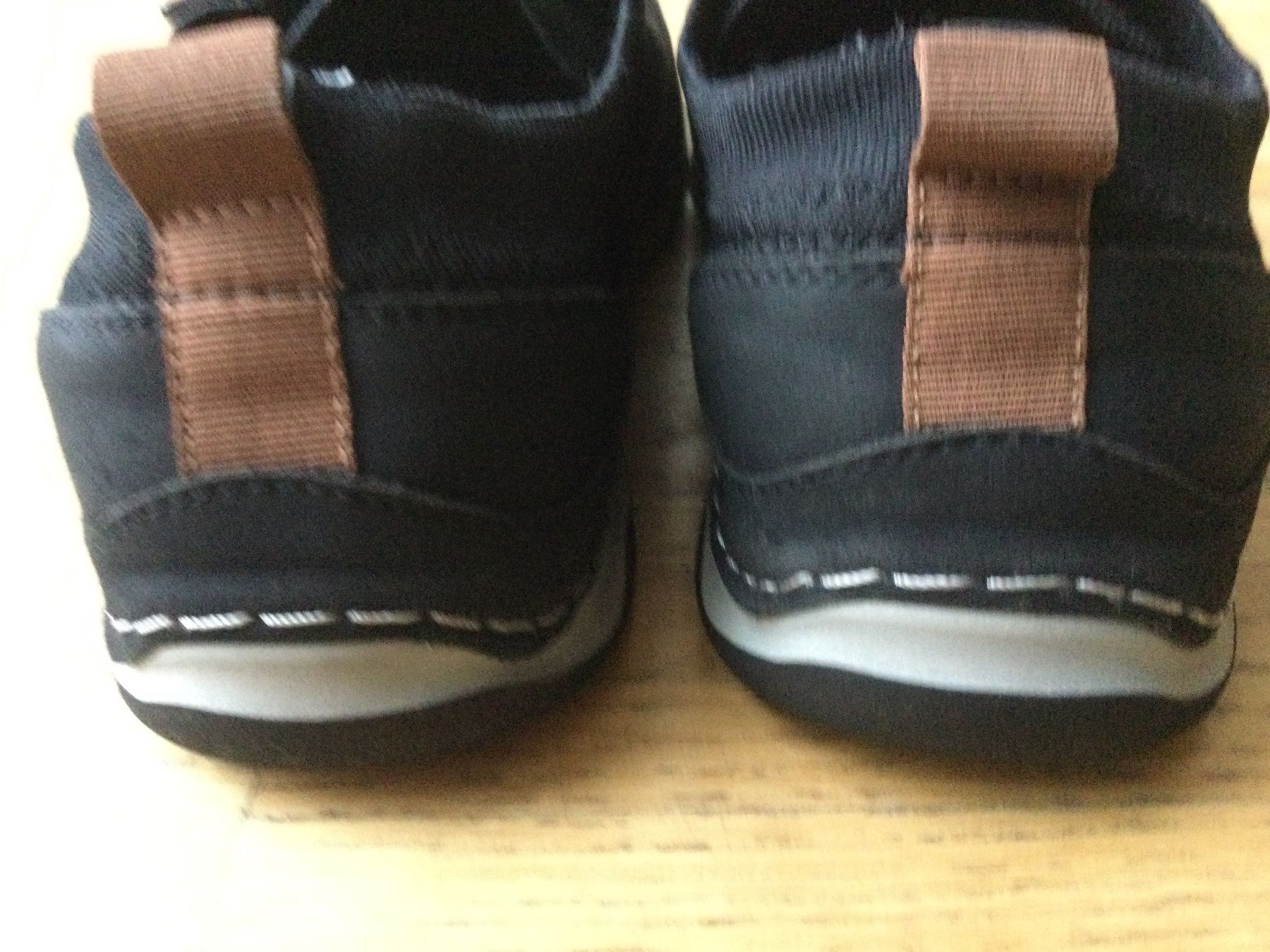 Scarpe da uomo: Kinder Herren Sommerschuhe, Gr 39 – Usato da Zürich venduto da VorlonShadow 2