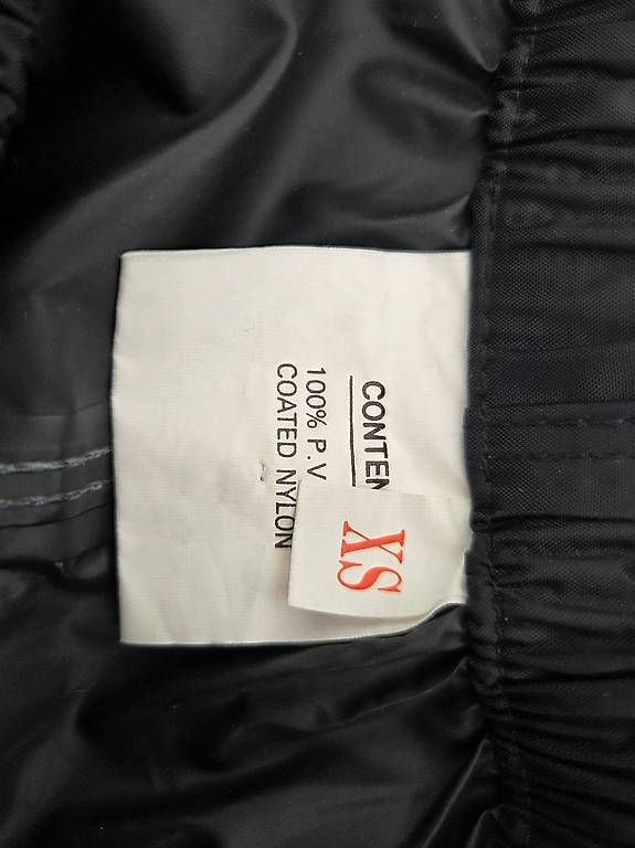 Pantaloni: Regenhose mit verschweissten Nähten – Usato da Ettingen venduto da EnnieRocks 2