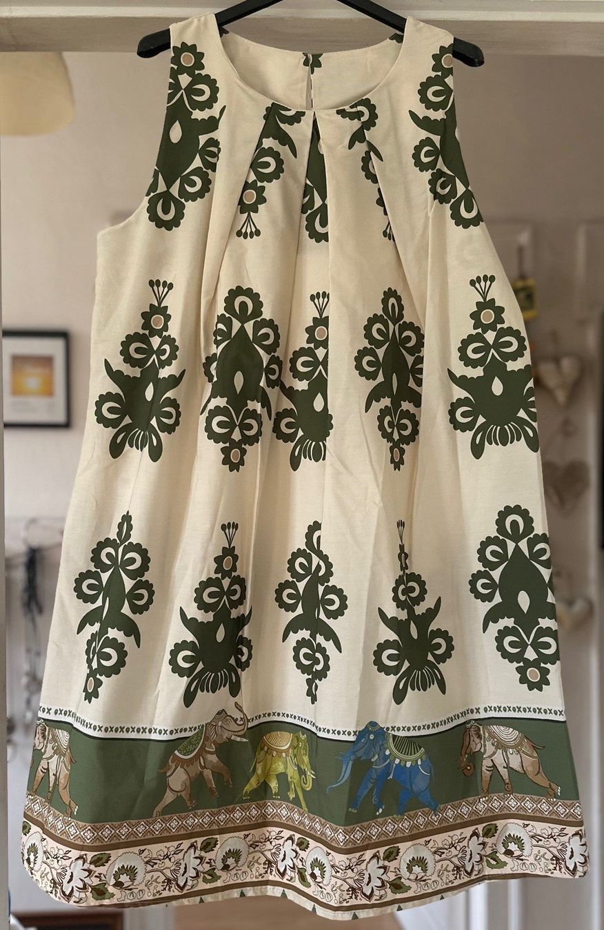 Vestiti: ROBE EN COTON! M – Nuovo e nell'imballaggio originale da Locarno venduto da NicoNion