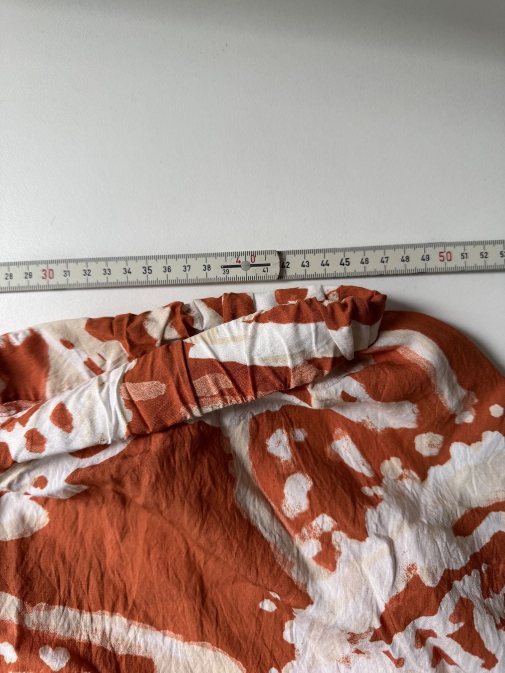 C&A Gonne: C&A Midirock rost/creme Print Gr. 46 – Usato da Walchwil venduto da QLD 2