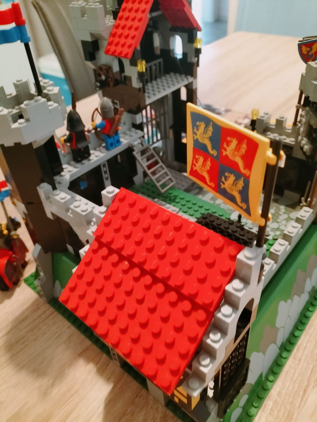 Lego Giocattoli: Ritterburg 6086 – Usato da Langnau im Emmental venduto da Ramona910