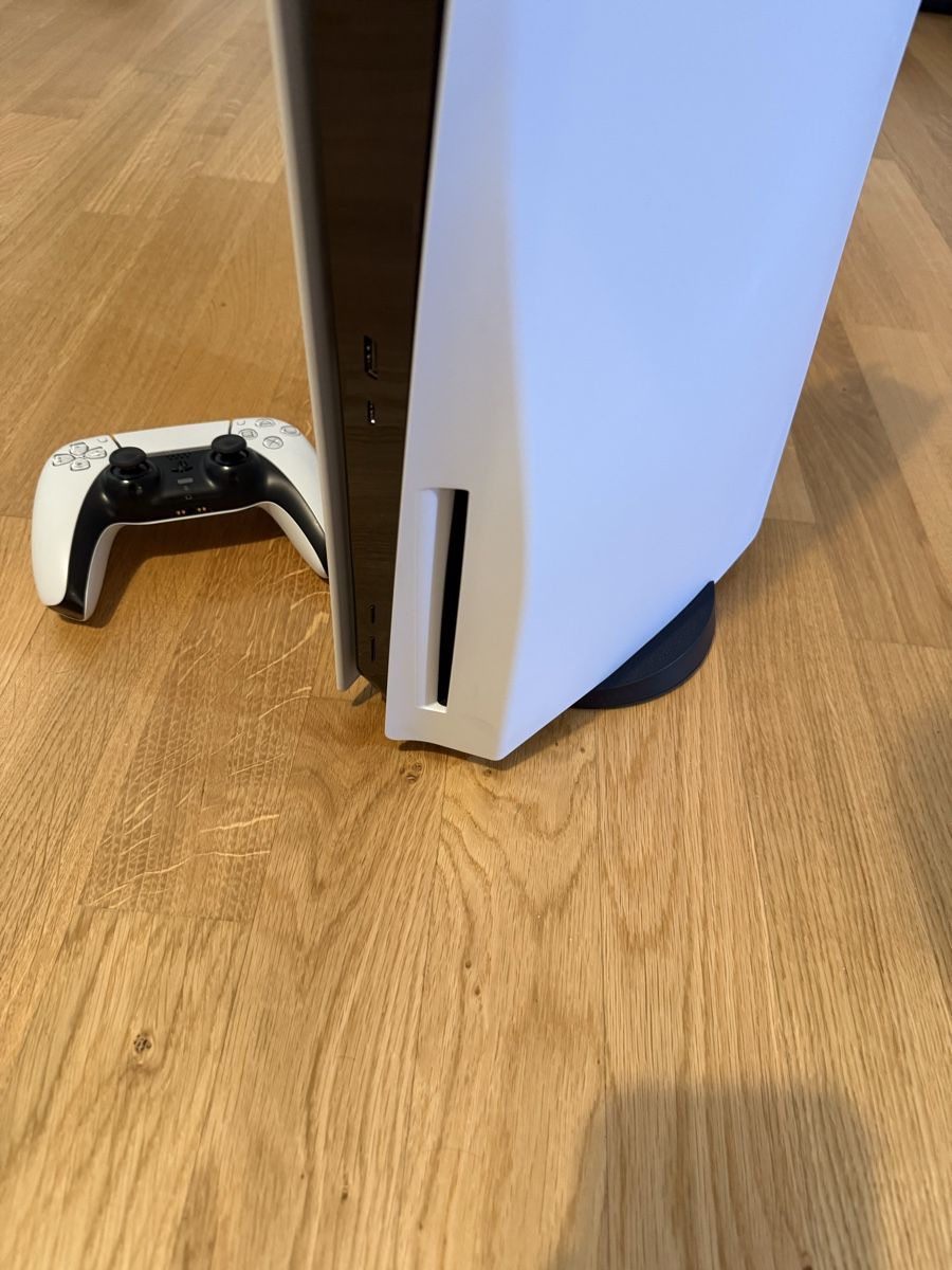 Sony Console: Playstation 5 Disc Edition – Usato da Liestal venduto da Janu_7 1