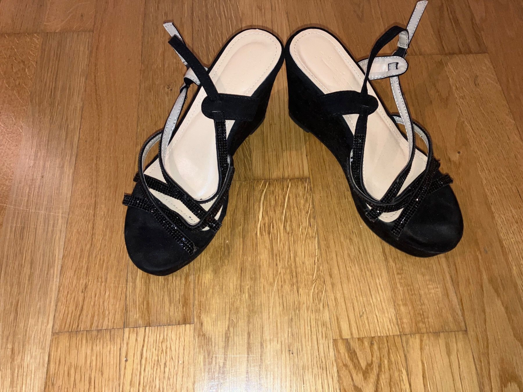 Scarpe da donna: Sommer-Damenschuhen, Grösse 37 – Usato da Zürich venduto da Dudu2020