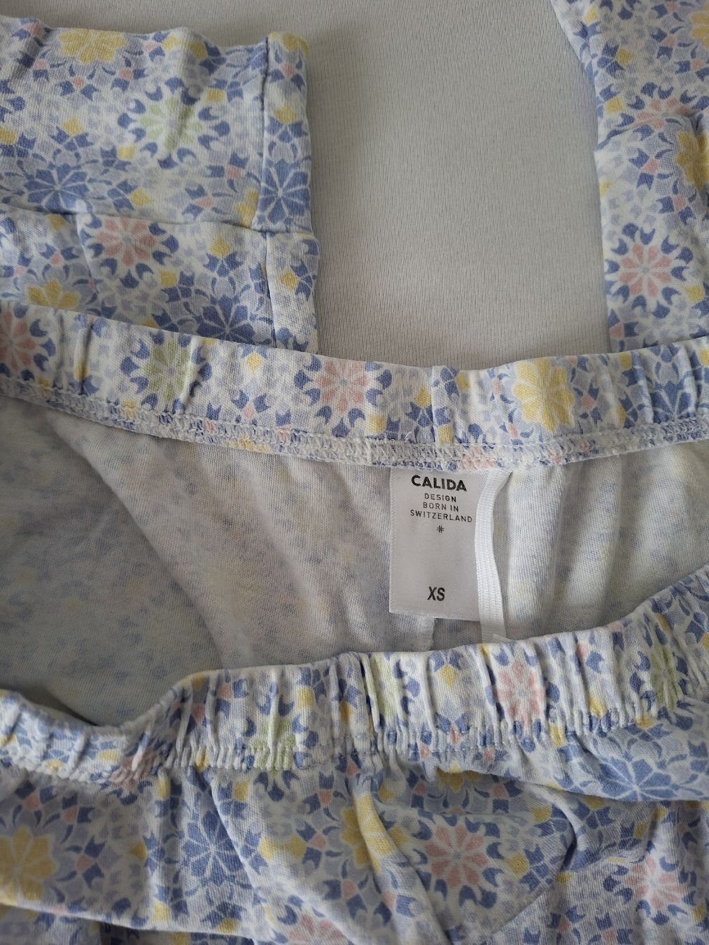 Calida Negligees & Pigiami: Calida Pyjama zweiteilig hellblau xs – Usato da Remetschwil venduto da littleredboots 1
