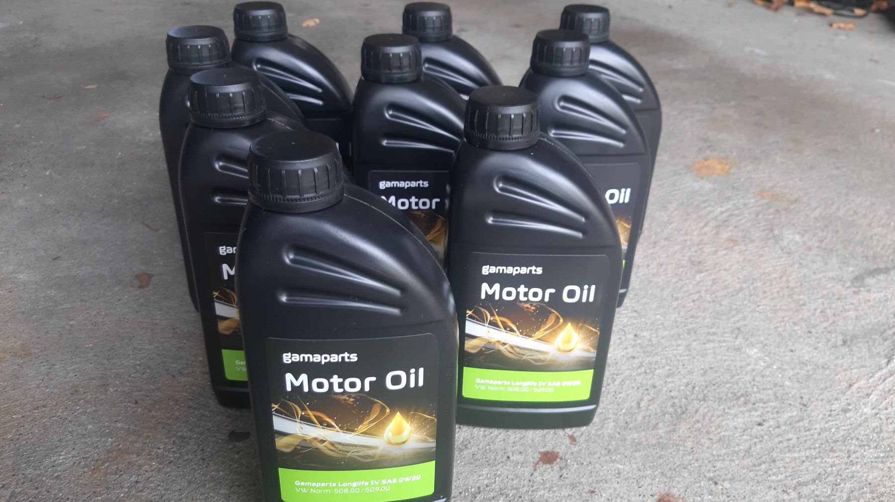 Oli & Additivi: 9 x 1Lt. Motorenöl 0W20 – Nuovo e nell'imballaggio originale da Wettingen venduto da Mcx3