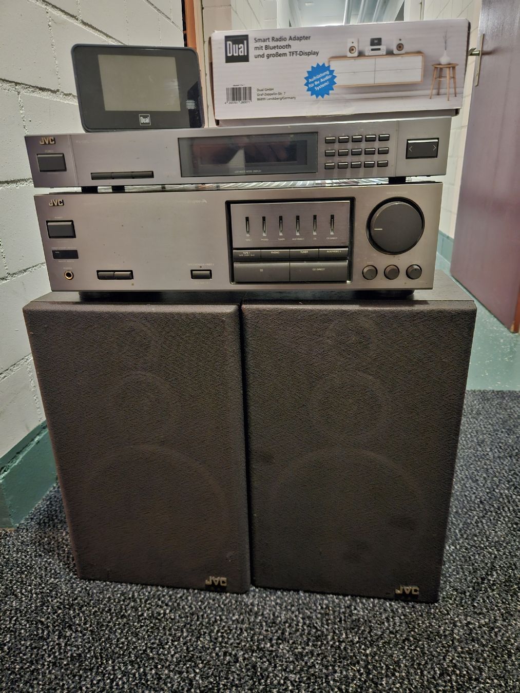 JVC Systèmes audio & multimédias: JVC Stereoanlage – D'occasion à Brienz BE par Oettinger0