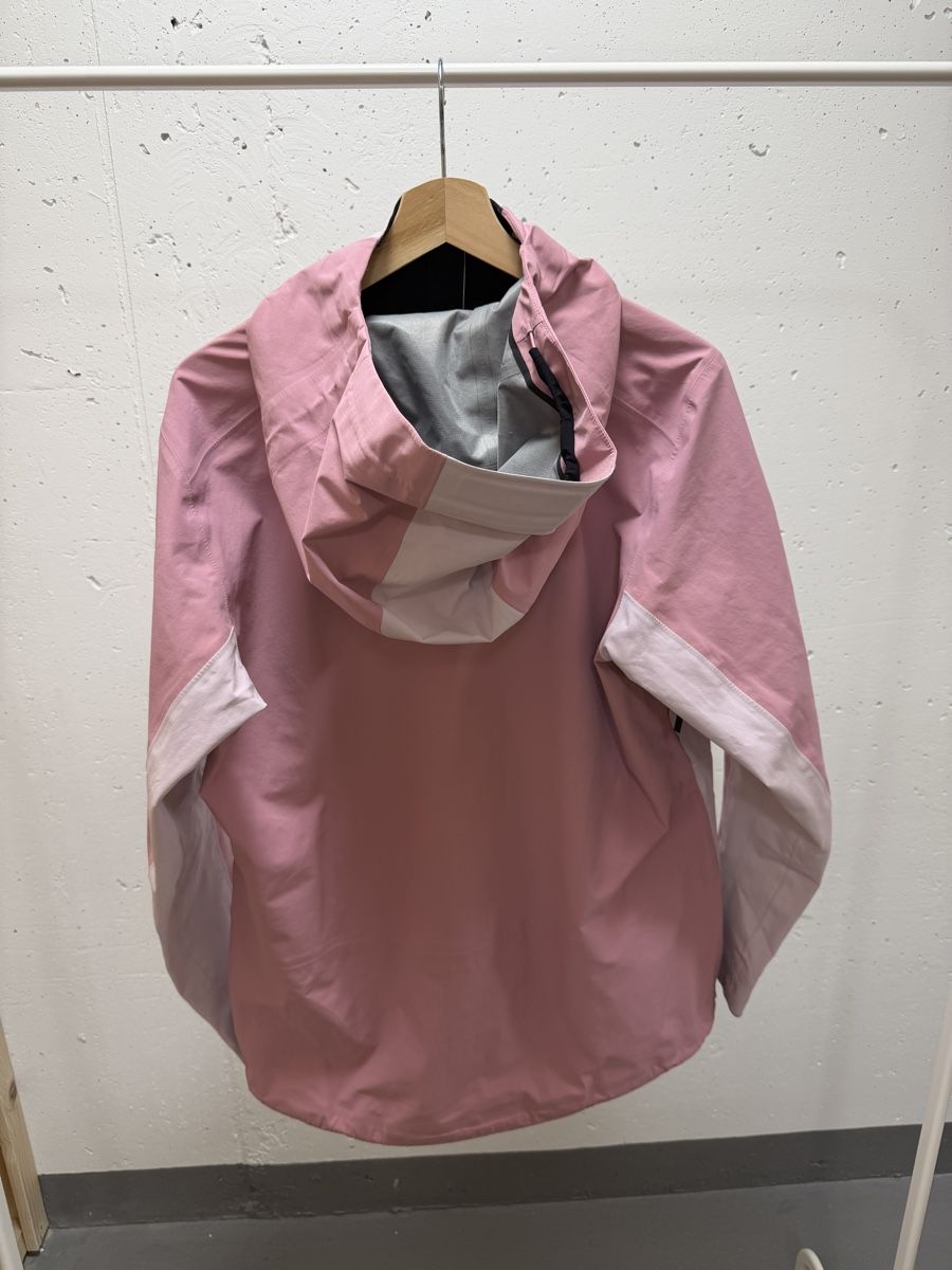Peak Performance Giacche: PeakPerformance Skijacke Damen Grösse L – Usato da Wohlen AG venduto da xX_MoDz_Xx 1