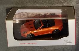 Jaguar F-Type V8 Cabriolet 1:43 Ixo