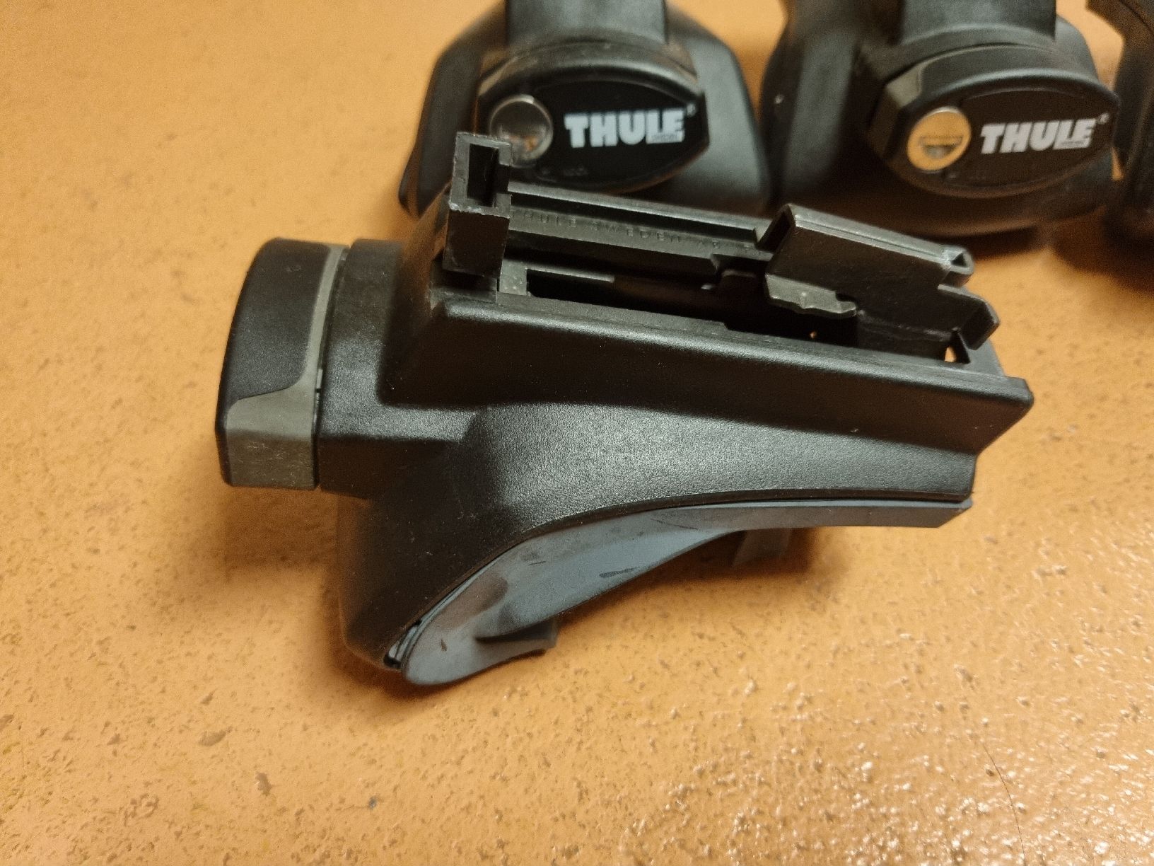 Thule Portapacchi: Thule Fusssatz – Usato da Thun venduto da Topmat 2