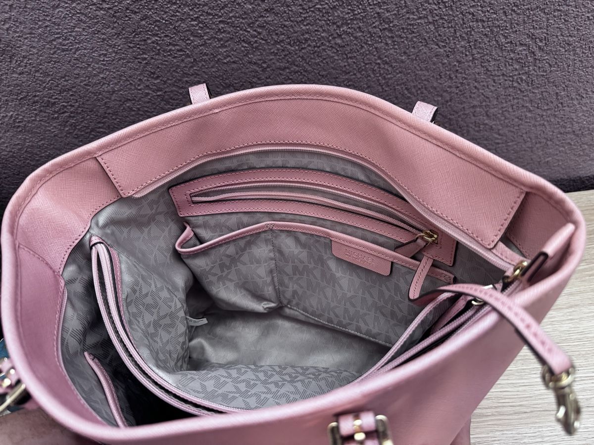 Michael Kors Borse da donna: Sac rose poudré Mickael Kors – Nuovo (secondo la descrizione) da Neyruz FR venduto da cla_7dcj 3