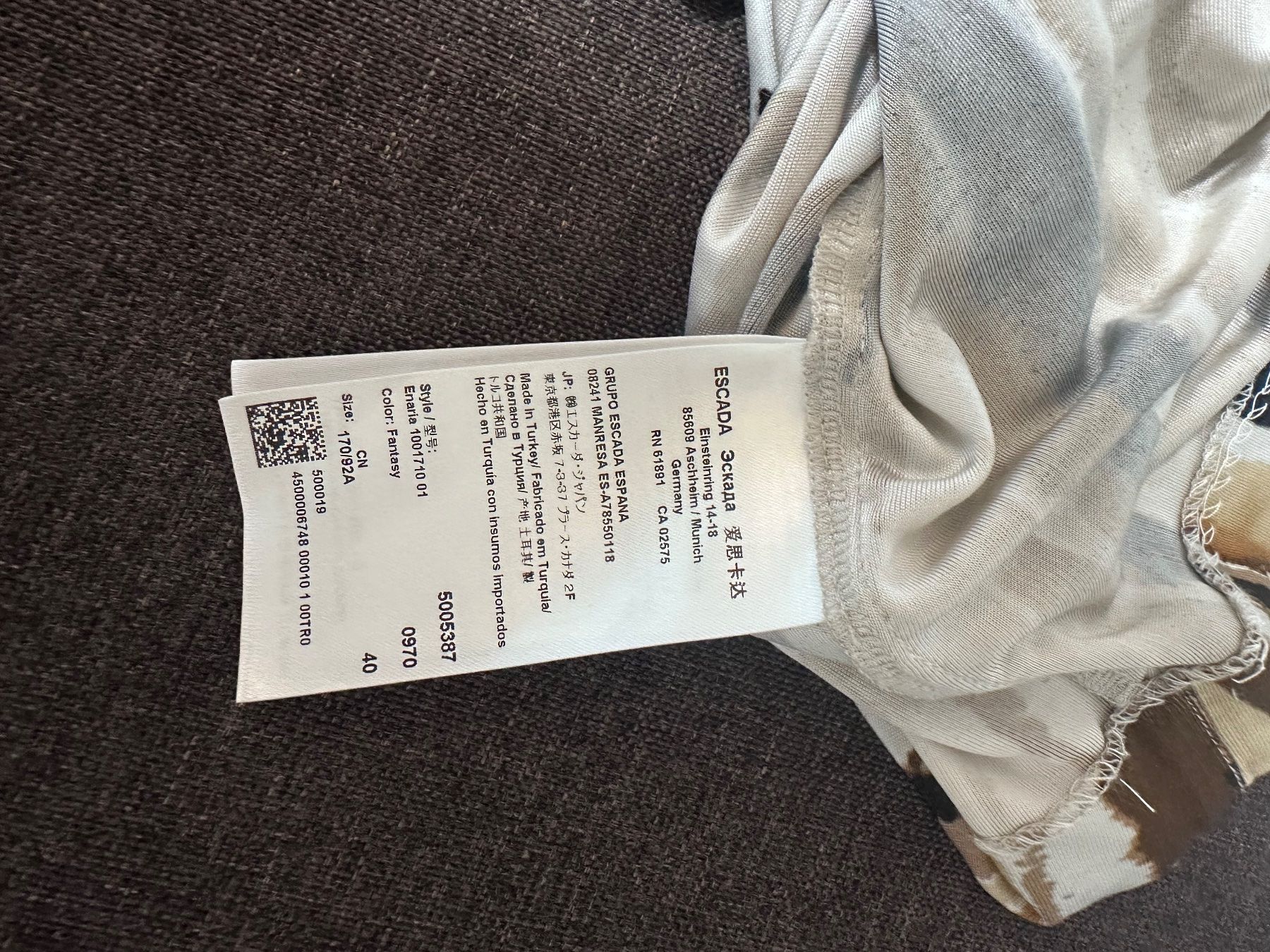 Escada Kleider: Escada Fantasy dress – Neu (gemäss Beschreibung) aus Zürich von yer_mfk9 2