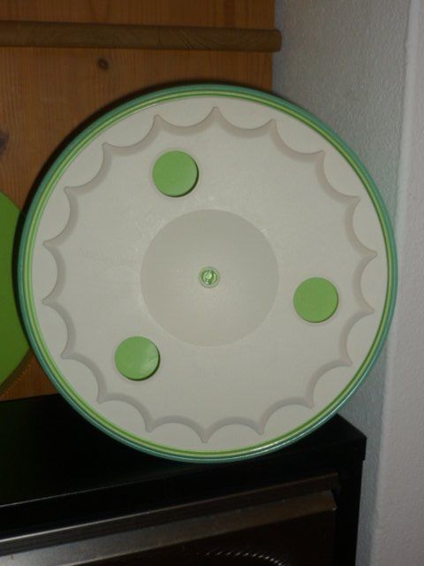 Tupperware Recipients et similaires: TUPPERWARE SALATSCHLEUDER  3 - 4 MAL GEBR. – D'occasion à St.Gallen par Anso 3