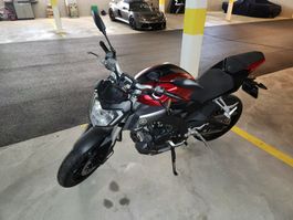 Yamaha MT-125 rouge – 03.2015 – 10'700 km – MFK récente