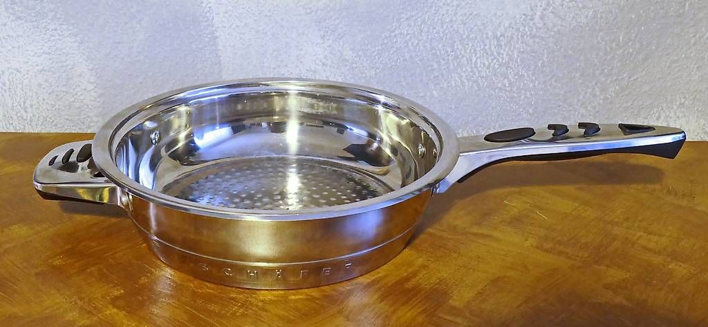 Padelle: Edelstahlpfanne Silber – Usato da Wettingen venduto da Ricolino2025