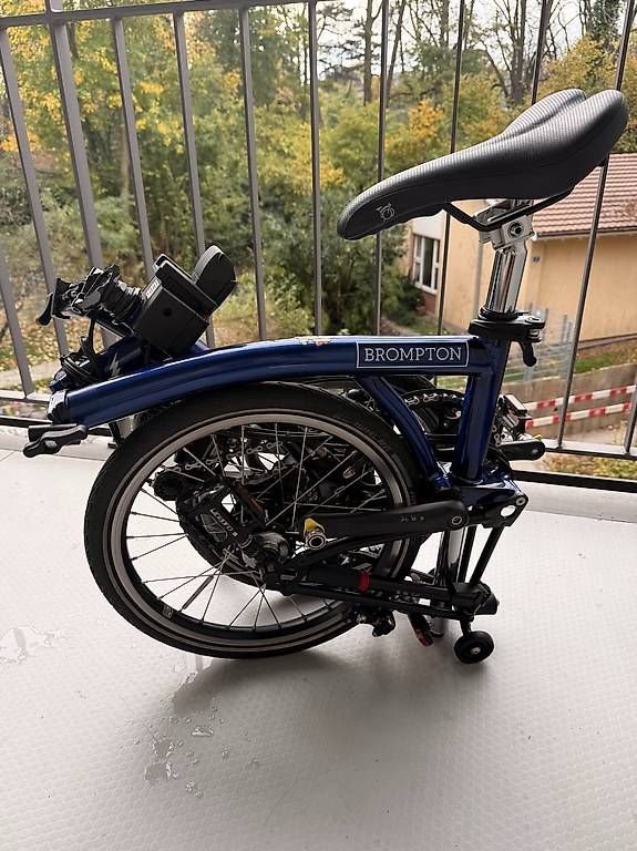 Brompton Velos: Brompton Electric (C Line) 2019/2020 - Bolt Blue Lacquer - C – Gebraucht aus Basel von diego_bs 4