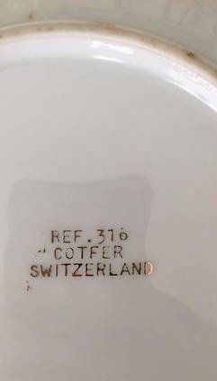 Piatti: Piatto da portata bucherellato Swiss made – Usato da Melano venduto da H-Sara 1