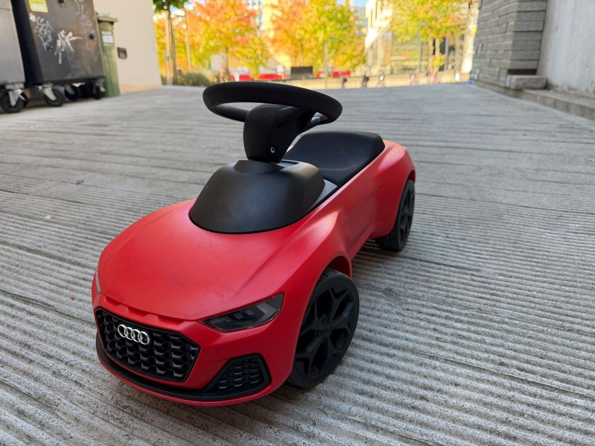 Véhicules pour enfants: Audi Bobbycar – D'occasion à Zürich par cos_b629 1