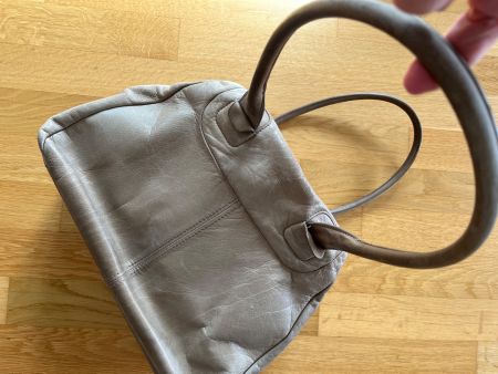 Elegante BREE Handtasche aus Leder in Taupe - guter Zustand