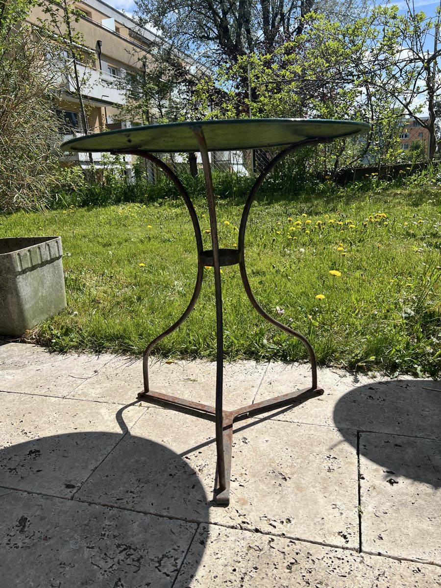 Tables: Art Deco Gartentisch aus Eisen – D'occasion à Wabern par La-Vitrine 5