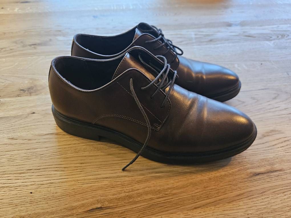 Scarpe da uomo: Schuhe H&M 42 - Chocolat – Usato da Strengelbach venduto da killifish