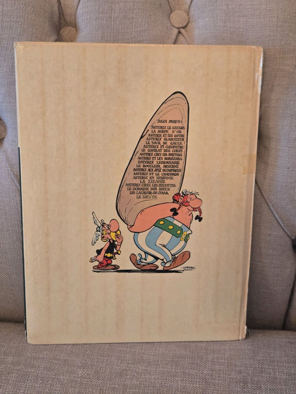 Comics: Astérix N°19 - Le devin – Gebraucht aus Crémines von Blakedrake 1