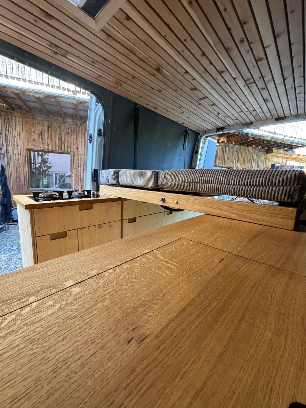 VW Camping Fahrzeuge: Vw Crafter Camper – Gebraucht aus Felsberg von HWSDesign 5