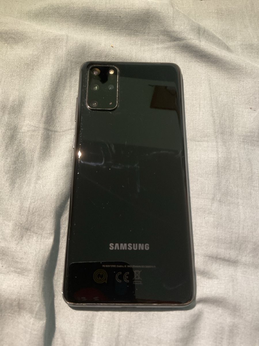 Samsung Portables: Samsung Galaxy S20 Plus Schwarz – D'occasion à Schneisingen par adrian.mathis