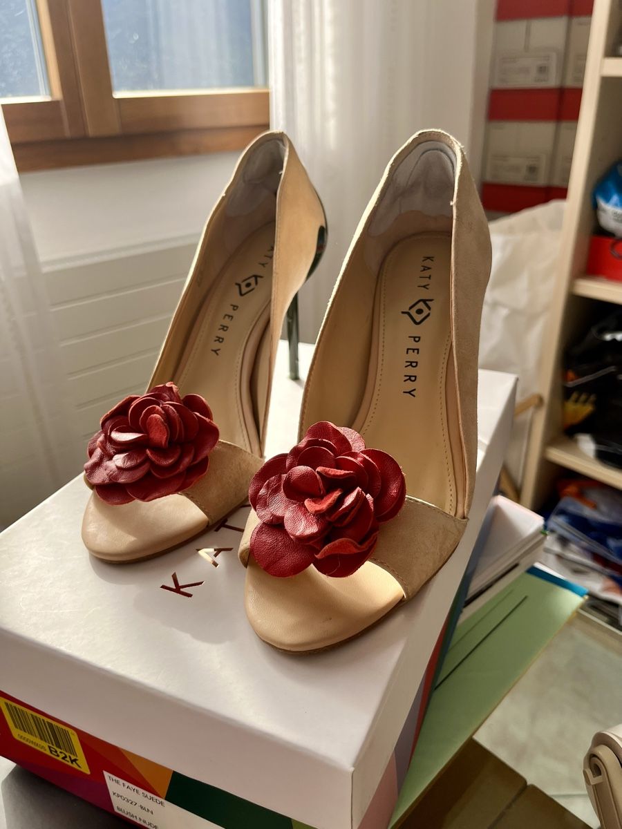 Damenschuhe: Katy Perry pumps, 38 – Gebraucht aus Claro von Gio_ggb23 1