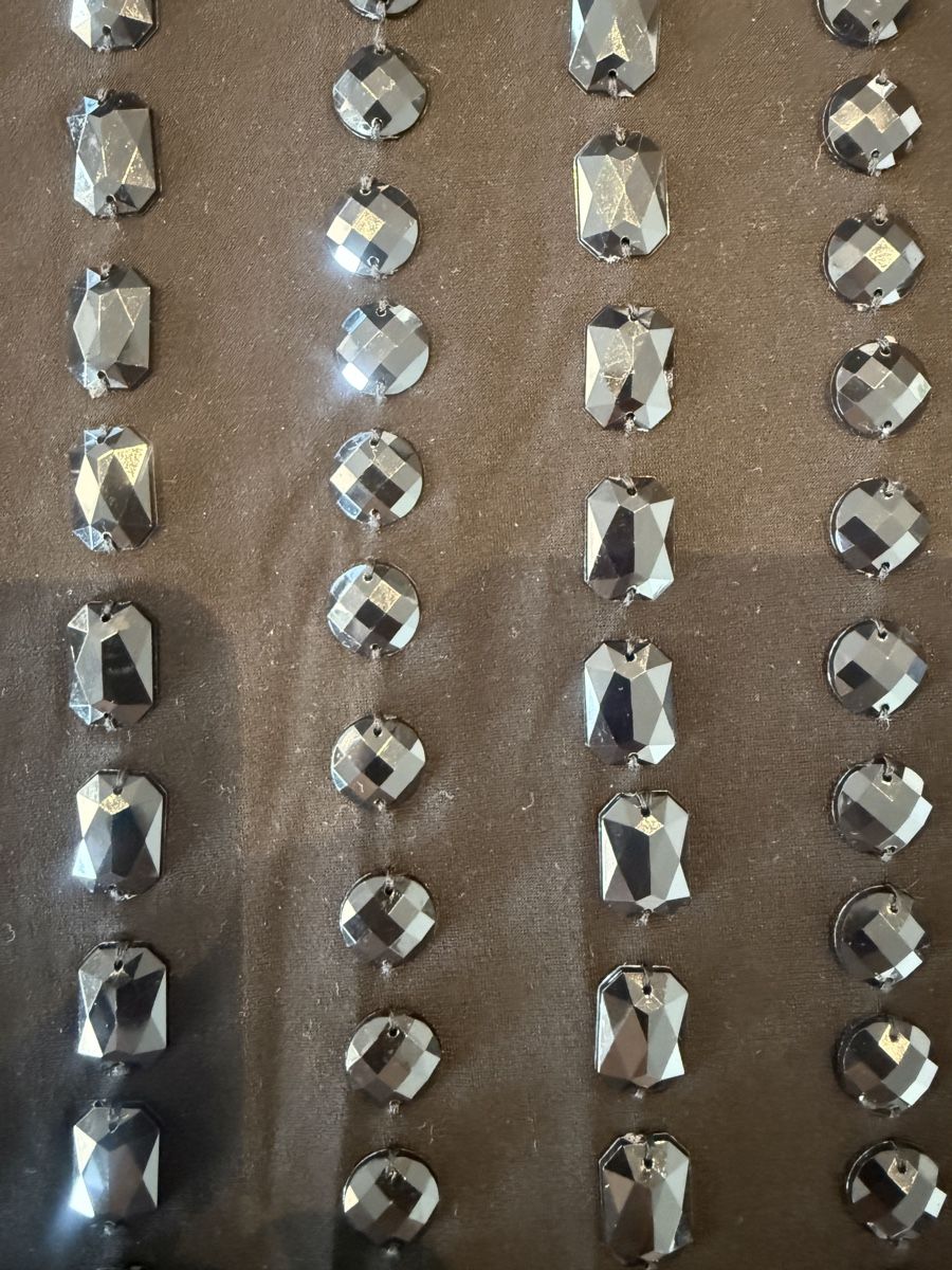 Top: Top mit Glitzersteinen, Gr. S – Usato da Adligenswil venduto da Esthee 1